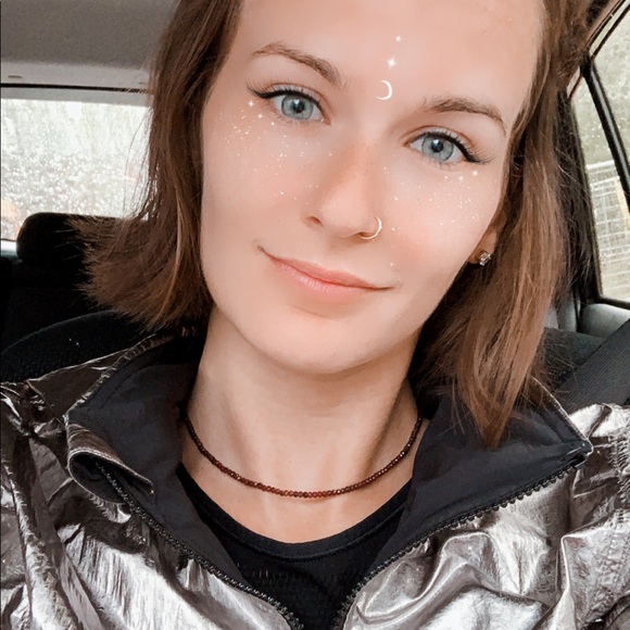 Garnet Choker - Picture 1 of 2